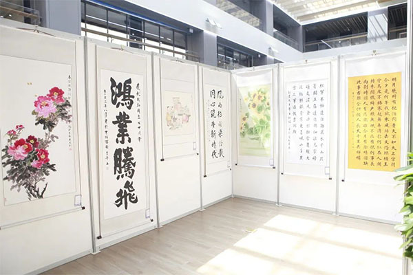 “光影翰墨铸情七十载 妙笔丹青喜迎二十大”主题书画摄影展