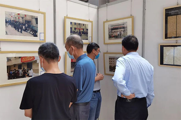 “光影翰墨铸情七十载 妙笔丹青喜迎二十大”主题书画摄影展