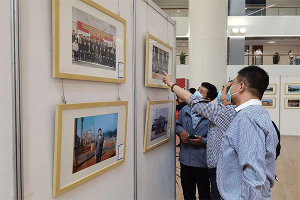 “光影翰墨铸情七十载 妙笔丹青喜迎二十大”主题书画摄影展