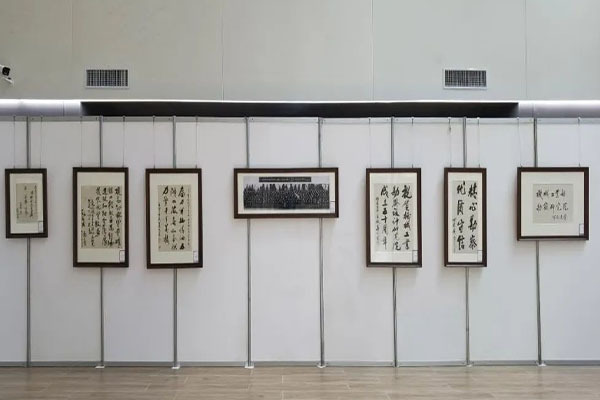 “光影翰墨铸情七十载 妙笔丹青喜迎二十大”主题书画摄影展